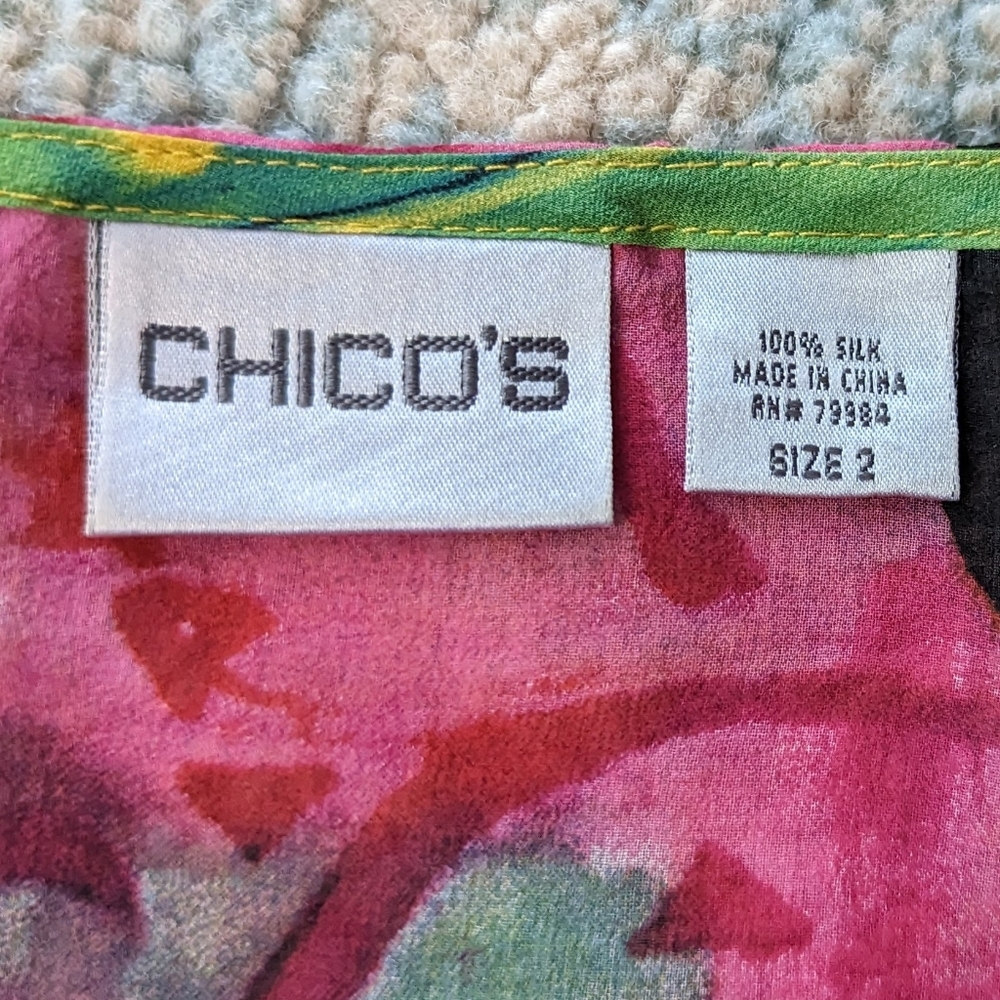 100% Silk Chico's Semi-sheer Floral Blouse - Picture 6 of 10